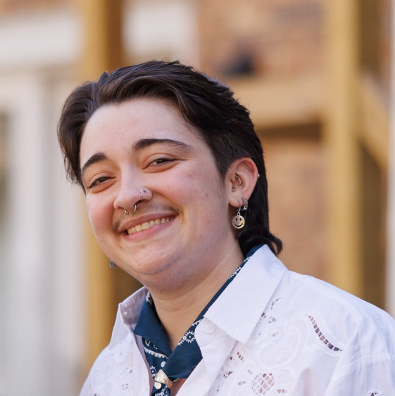 Headshot of Jo Vieira