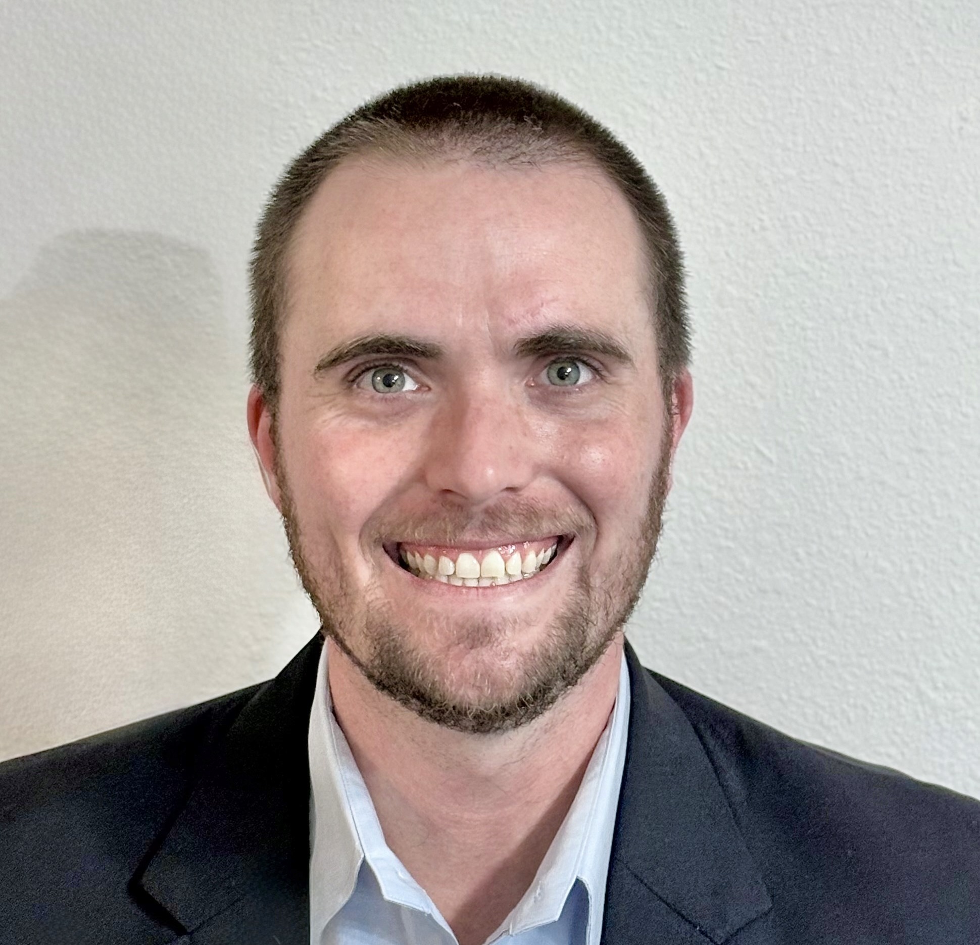 Headshot of Dr. Kenneth Wessel